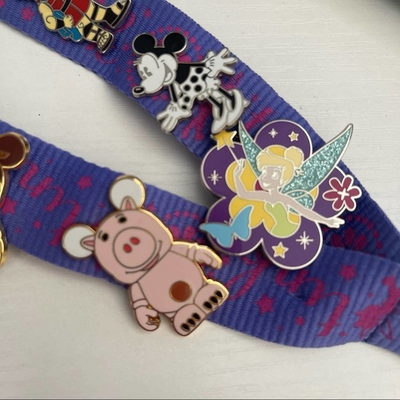 Tinkerbell Pin Trading Lanyard with Pins & Limited Release Lilo & Stitch Key - Picture 3 of 16